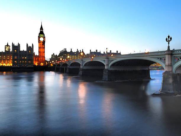nuit au pont - big ben london england hdr houses of parliament london photos et images de collection