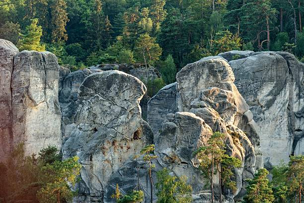 istock Rock town Hruba Skala 485458608