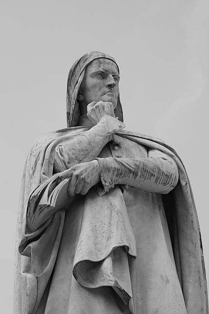 istock Statue of Dante 485469887