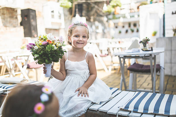 istock Flower girl 485470126