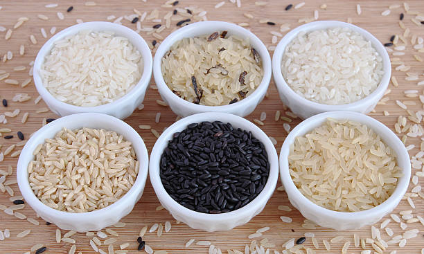 istock Six varieties of uncooked rice 485470173