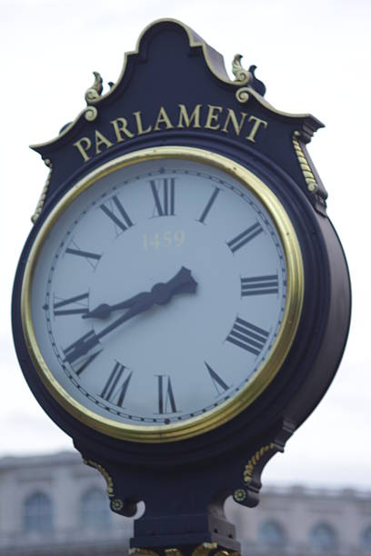 istock parliamentary watch 485471548