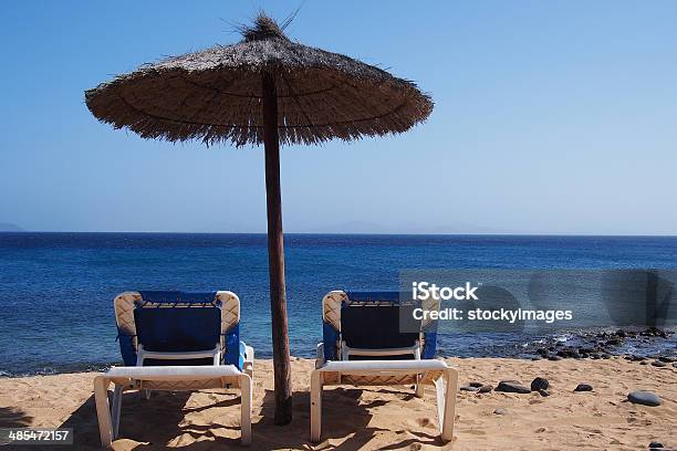 Area Relax Vicino A Sandy Beach - Fotografie stock e altre immagini di Acqua - Acqua, Ambientazione esterna, Ambientazione tranquilla