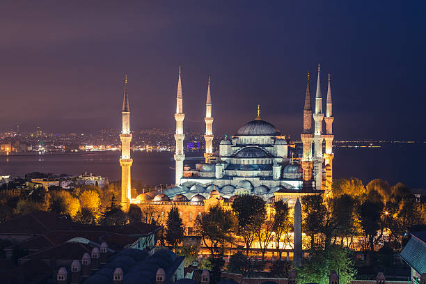 istock Blue Mosque in Istanbul at sunset 485473574