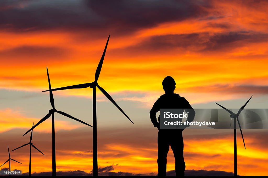 Ingenieur & Wind Farm - Lizenzfrei Morgendämmerung Stock-Foto