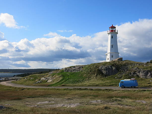 latarnia morska w nova scotia z autobusu king - air bus zdjęcia i obrazy z banku zdjęć