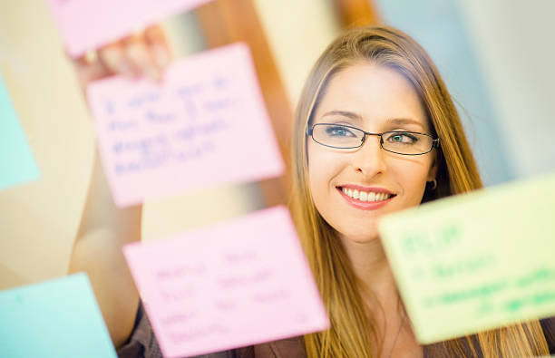 istock Business woman brainstorming 485489447