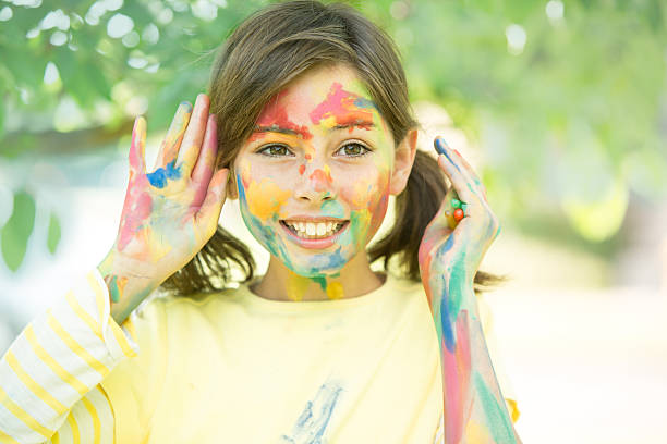 istock Art lessons for kids 485494290