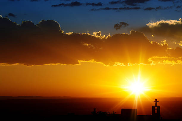 Land of Enchantment: New Mexico's dramatic, amazing, and ever-changing cloudscape.