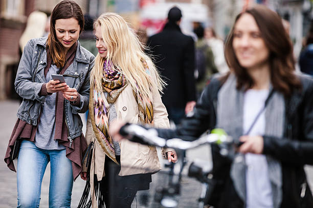 istock Women meetup in Copenhagen 485505498