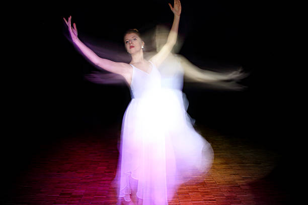 istock Ballerina dancing on stage 485506387