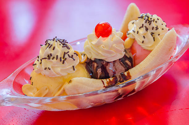 istock banana boat ice cream on the restaurant table 485509698