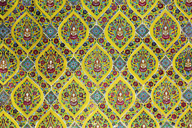 istock Art of tile is beautiful in Thai temple 485510286