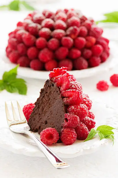 Chocolate raspberry mousse cake "Raspberry". Chocolate raspberry mousse cake "Raspberry".