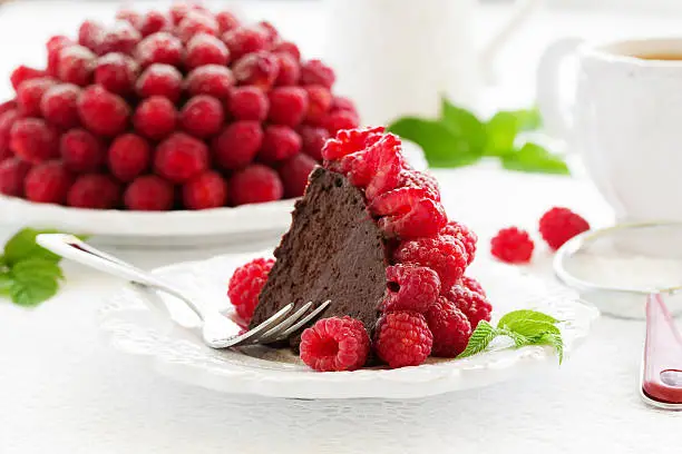 Chocolate raspberry mousse cake "Raspberry". Chocolate raspberry mousse cake "Raspberry".