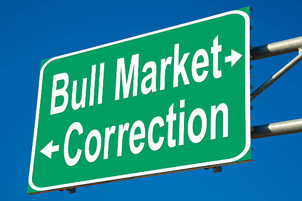 istock Bull Market or Correction Highway Sign 485531504