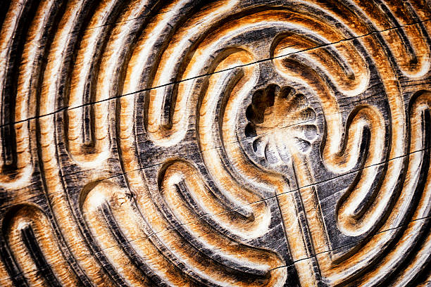 деревянные maze - maze old obsolete ancient стоковые фото и изображения