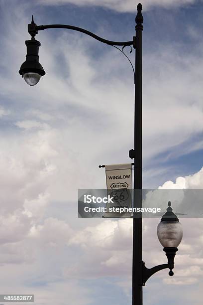 Уличный Свет В Уинслоу Аризона — стоковые фотографии и другие картинки Аризона - Юго-запад США - Аризона - Юго-запад США, Без людей, Вертикальный