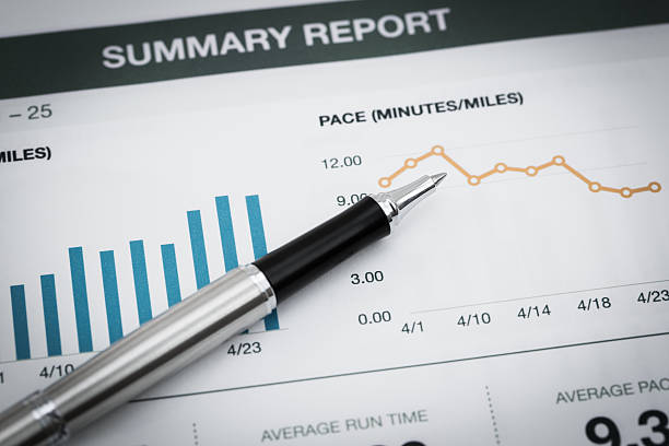 istock Showing business and financial report 485583911