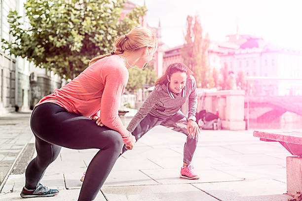 istock Stretching in the city streets 485594868