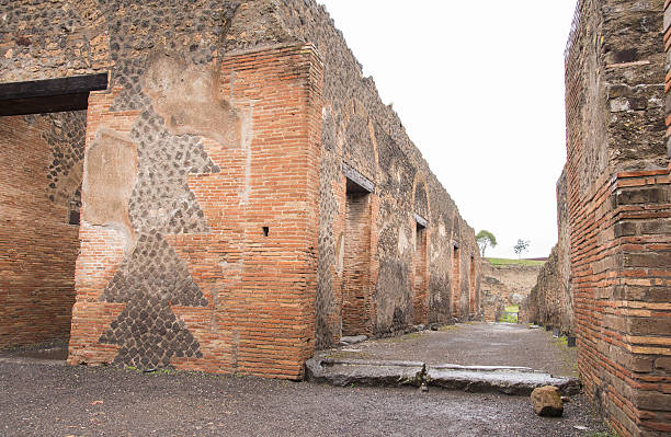 istock Pompeii on a rainy day 485595244