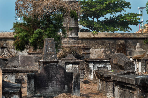 istock Dutch cemetery in Fort Kochi 485610006