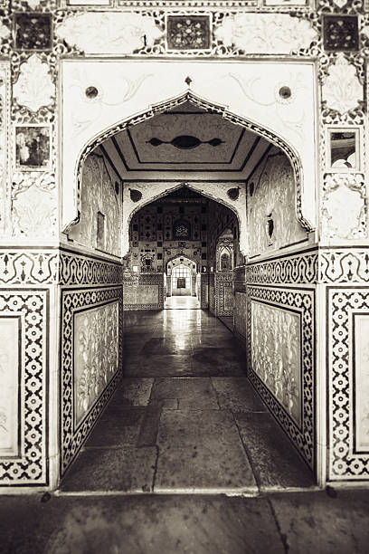 암베르 palace 자이푸르 계속하였습니다 - jaipur amber fort column amber palace 뉴스 사진 이미지