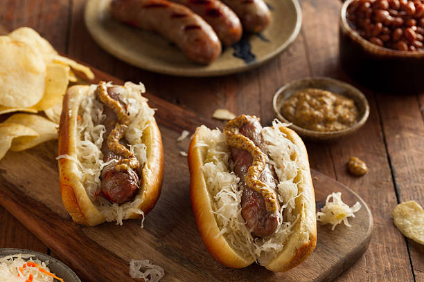 istock Beer Bratwurst with Sauerkraut 485623056
