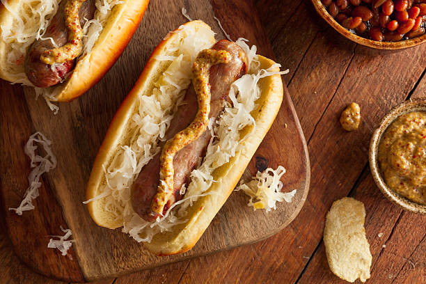 istock Beer Bratwurst with Sauerkraut 485623072