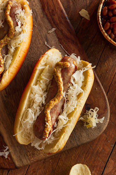 istock Beer Bratwurst with Sauerkraut 485623122