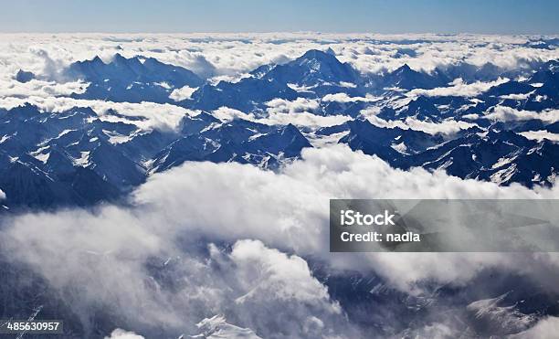 Veduta Aerea Dellhimalaya - Fotografie stock e altre immagini di Acqua - Acqua, Alba - Crepuscolo, Alpinismo