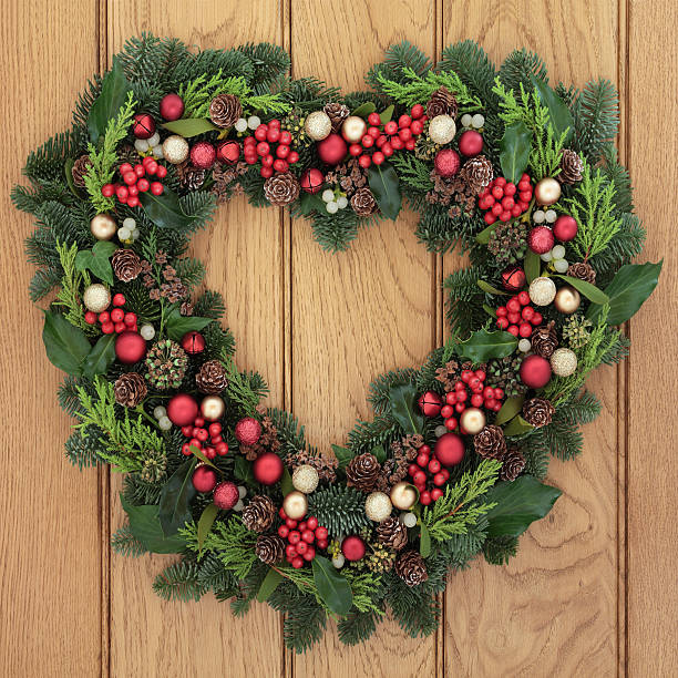 istock Traditional Christmas Wreath 485634388
