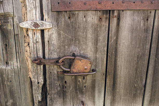 istock The wall of old house.Background. 485635144