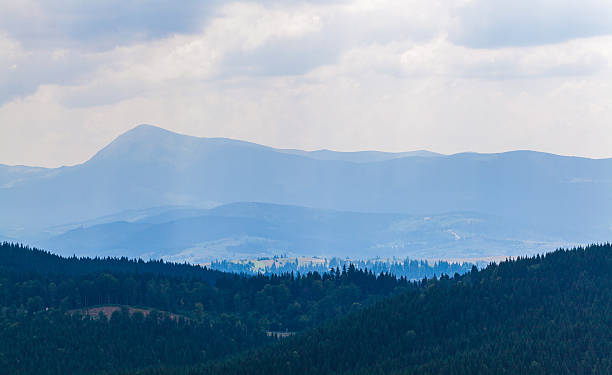 istock Montenegrin ridge in Carpathians 485673308