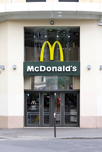 en france" - mcdonalds french fries branding sign ストックフォトと画像