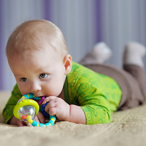 istock Baby play with toy 485704768