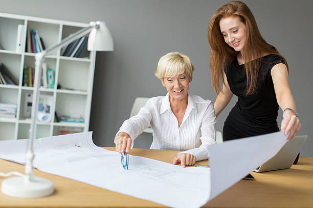 istock Women working in the office 485713450