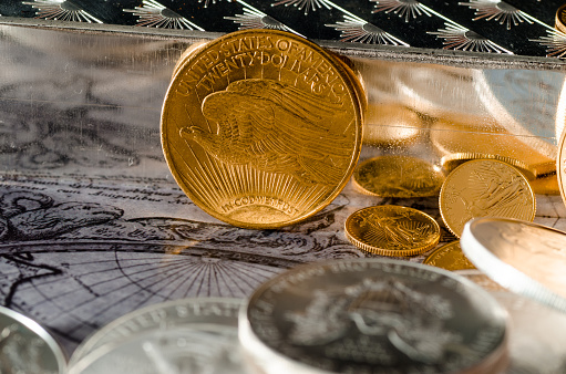 US Gold Eagle Coin Saint-Gaudens & Silver Bars