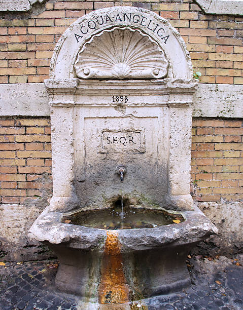 istock Fountain in Borgo Pio, Rome  Italy 485721258