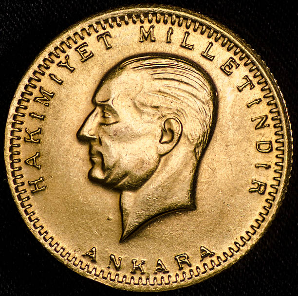 istock Kurush Ataturk Turkish Gold Coin (Obverse) 485737826
