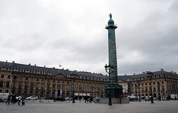 istock Vendome column with statue of Napoleon Bonaparte 485752008