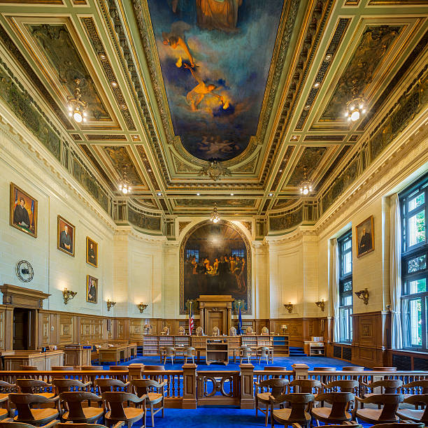 Connecticut Supreme Court Hartford, Connecticut, USA - July 23, 2015: Interior of theConnecticut Supreme Court chamberon Capitol Avenue in Hartford, Connecticut connecticut state capitol building stock pictures, royalty-free photos & images