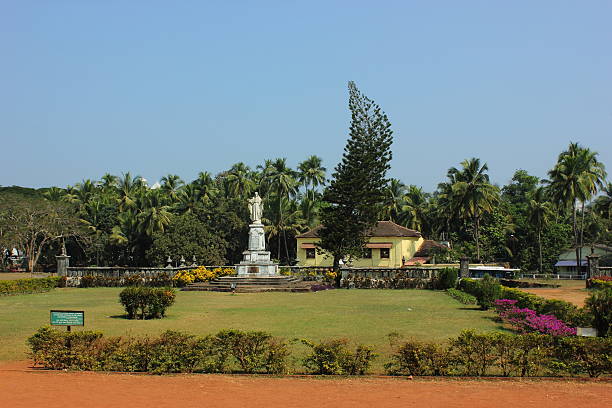 istock Lawn in Se cathedral in Old Goa, Goa state, India 485772517