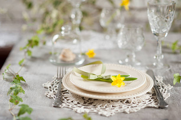 istock Plates with a narcissus flower 485775871