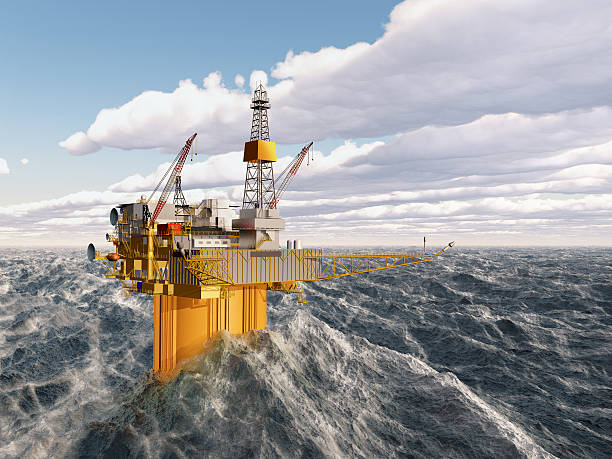 istock Oil platform in the stormy ocean 485807028
