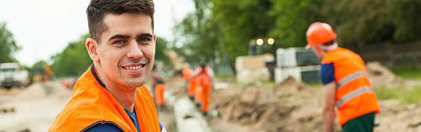 istock Smiling because of the job 485807674