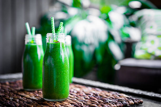 istock Fresh green smoothie outdoors 485816894
