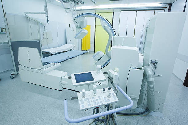 istock Hospital room with modern x-ray machine 485817684