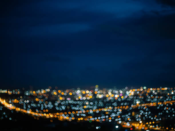 istock Out of Focus City Lights 485830664