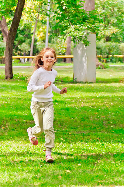 istock Cute running girl 485843946